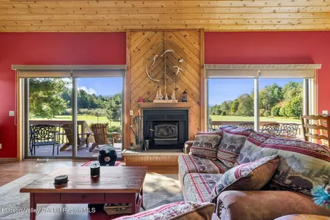 Living - 8 Pony Rd, Ashland, NY 12407 photo 1 of 4