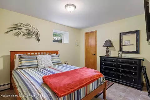 Bedroom - 8 Pony Rd, Ashland, NY 12407 photo 7 of 10