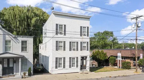 823 Warren St, Hudson, NY 12534