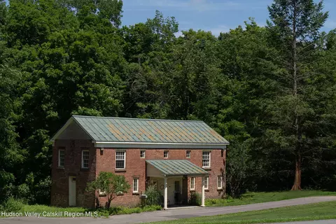 2354 New York 66, Ghent, NY 12075