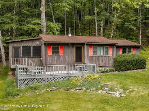 129 Dry Brook Rd, West Shokan, NY 12494