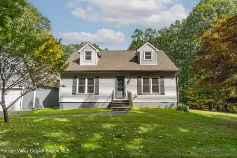 353 5 Mile Woods Rd, Catskill, NY 12414