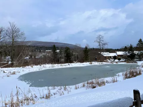 View/Area - 8 Trailside Dr #B-9, Hunter, NY 12442 photo 2 of 3