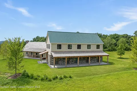 1105 E Ancram Rd, Ancramdale, NY 12503