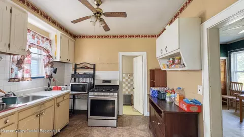 Entry Way - 74 Summit Ave, Catskill, NY 12414 photo 1 of 10