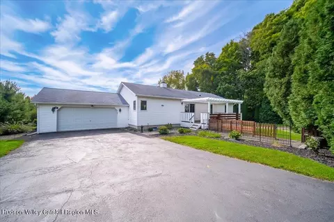 59 Conklin Hill Rd, Milton, NY 12547