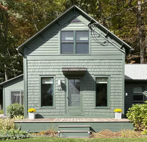 144 Underhill Rd, Hillsdale, NY 12529
