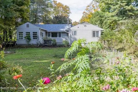 72 Rock City Rd, Woodstock, NY 12498