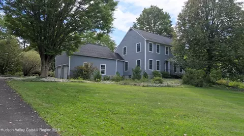 122 Ny-208, New Paltz, NY 12561