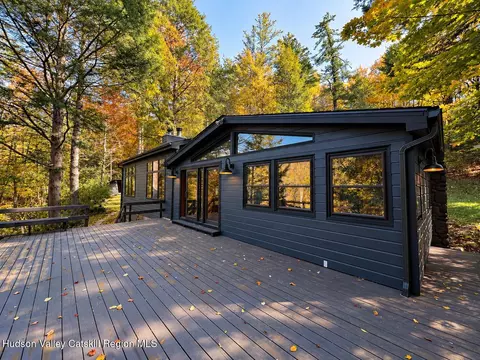 78 Stony Clove Ln, Chichester, NY 12416