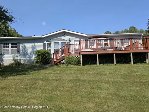 93 Tumble Stone Rd, Harpersfield, NY 13786