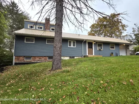 1482 County Route 5, Canaan, NY 12029