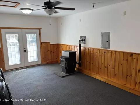 Living - 32 Schmidt Dr, Cairo, NY 12413 photo 3 of 4