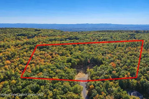 11 Rock Hill Rd, Earlton, NY 12058