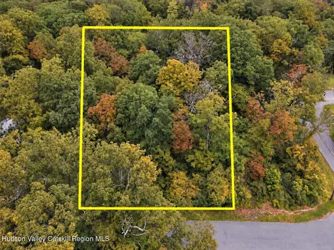 tbd Oak Ln, Saugerties, NY 12477