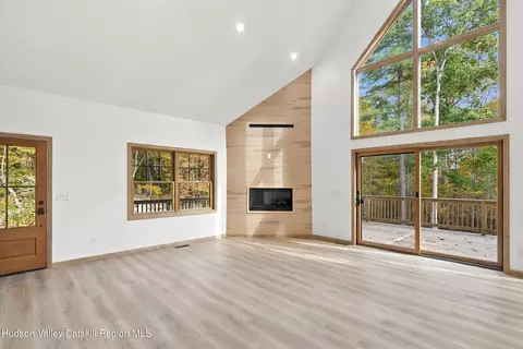 Living - 68 Decker Rd, Wallkill, NY 12589 photo 2 of 5