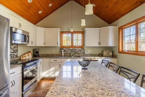 Kitchen - 730 Mill St, Windham, NY 12496 photo 4 of 6