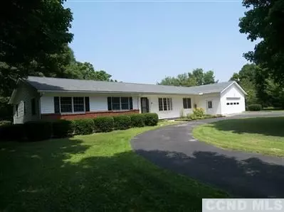 29 Apple Ring Dr, Red Hook, NY 12571 photo 1