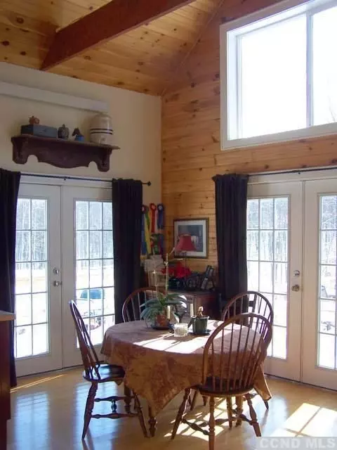 35 Middle Rd, Austerlitz, NY 12017 photo 5