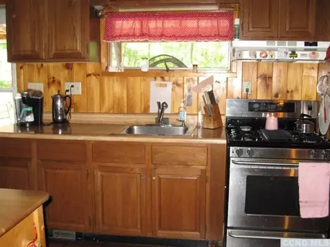 88 Bross St, Cairo, NY 12413 photo 9