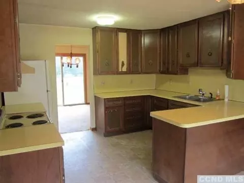 99 Whitney Dr, Valatie, NY 12184 photo 2