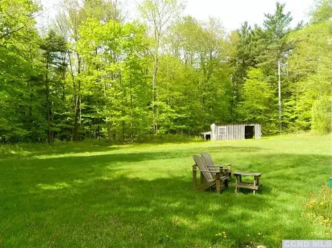 240 Middle Rd, Austerlitz, NY 12017 photo 9