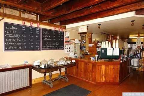394 Main St, Catskill, NY 12414 photo 3