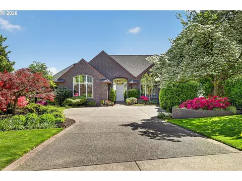 Exterior - 4160 SE Augusta Loop, Gresham, OR 97080 photo 3 of 8