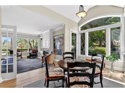 Dining - 4160 SE Augusta Loop, Gresham, OR 97080 photo 3 of 3