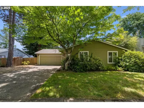 13170 SW Haystack Dr, Beaverton, OR 97008