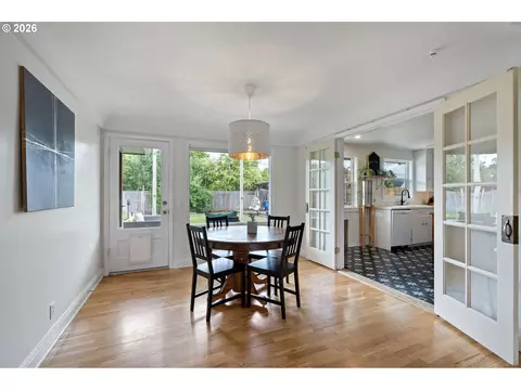Dining - 765 Louis St, Eugene, OR 97402 photo 2 of 2