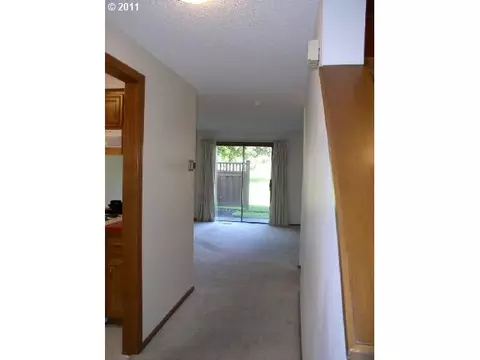 1301 City View St, Eugene, OR 97402 photo 1