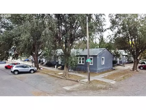 210 Jefferson St, Huntington, OR 97907