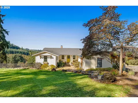 20805 NE Big Fir Ln, Dundee, OR 97115