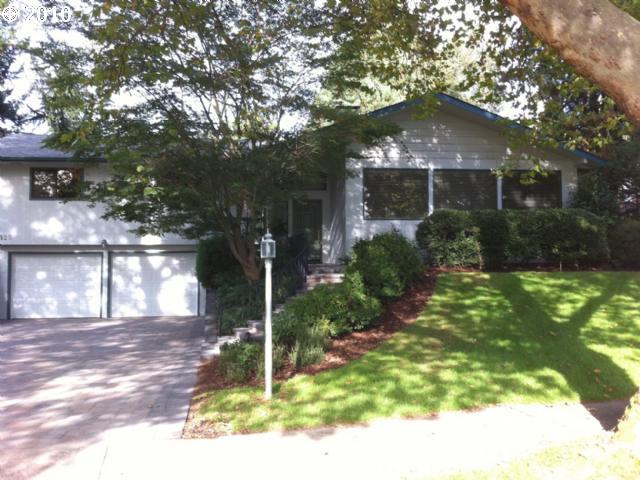 3425 Chevy Chase St, Eugene, OR 97401 photo 1