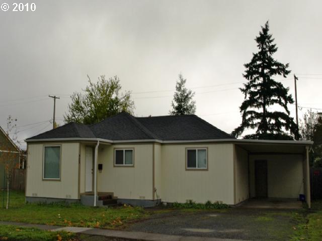 305 21st St, Springfield, OR 97477 photo 1
