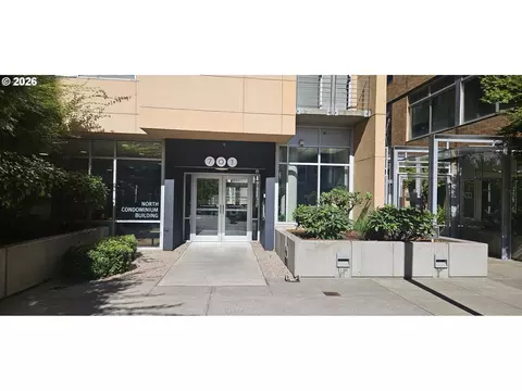 701 Columbia St #404, Vancouver, WA 98660