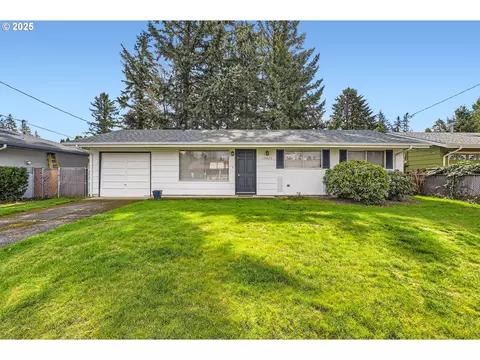 15820 SE Tibbetts St, Portland, OR 97236