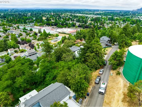 Summit Blvd, Springfield, OR 97477 photo 18