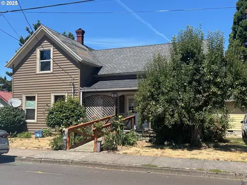 810 Taylor St, Mount Angel, OR 97362