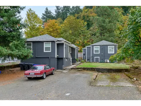 114 S John Adams St, Oregon City, OR 97045