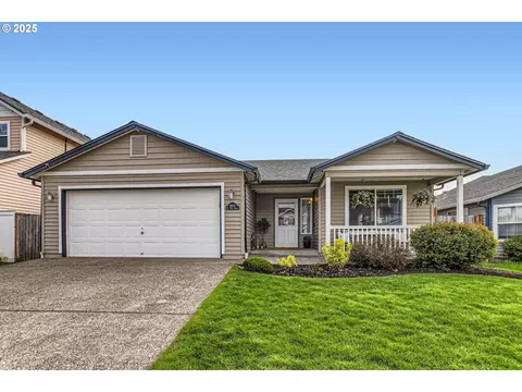 8905 NE 72nd St, Vancouver, WA 98662