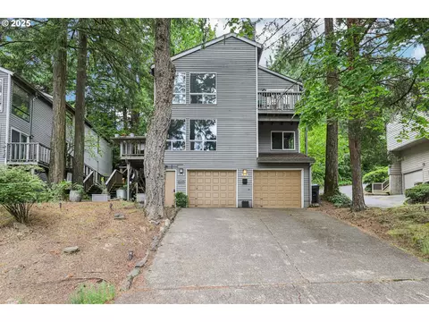 243 Cervantes, Lake Oswego, OR 97035