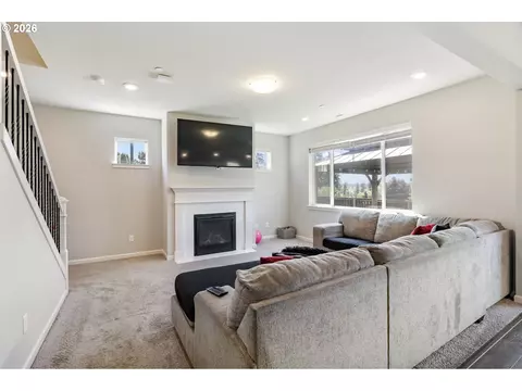 Living - 8601 N Appleton St, Camas, WA 98607 photo 2 of 2