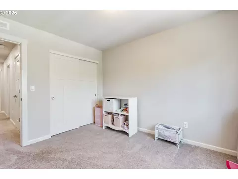 Bedroom - 8601 N Appleton St, Camas, WA 98607 photo 3 of 4