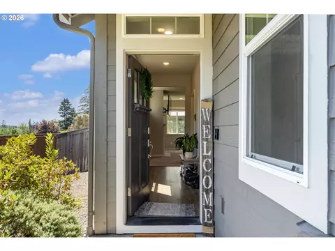 Entry Way - 8601 N Appleton St, Camas, WA 98607 photo 1 of 2