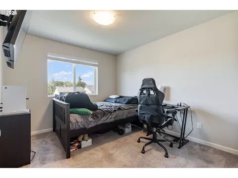 Bedroom - 8601 N Appleton St, Camas, WA 98607 photo 4 of 4