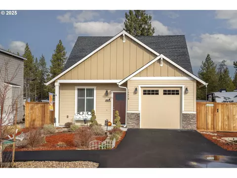 16610 Pine Creek Dr, La Pine, OR 97739