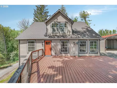 15684 Thayer Rd, Oregon City, OR 97045