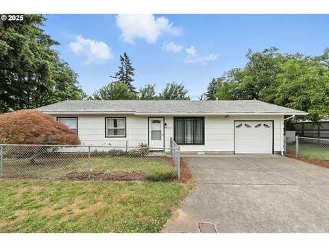 12130 SE Reedway St, Portland, OR 97266
